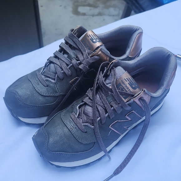 New Balance Charcoal and Copper Sneakers - Picture 1 of 6